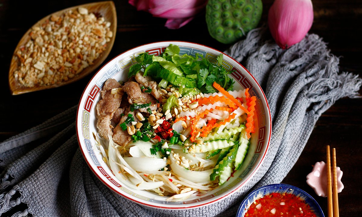 Vietnamese Beef Noodle Salad
